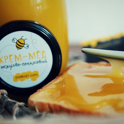 02_Pasika21_Ukrainian_Branded_Honey_02.JPG